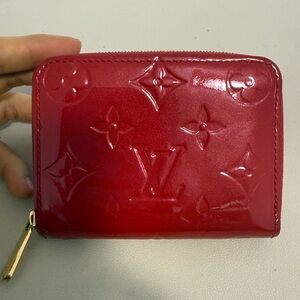 Louis Vuitton Pomme D’Amour Monogram Vernis Zippy Coin Purse
